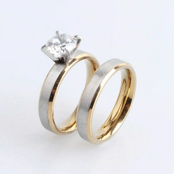 Ladie's size 7 wedding set - Picture 3 of 4